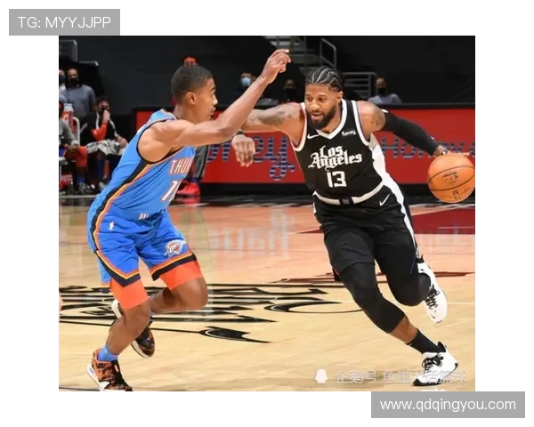 托拜亚斯单节独得14分引领全场表现成关键因素助球队逆转取胜