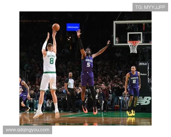 普理查德手感低迷仍送出准三双助绿军稳健取胜