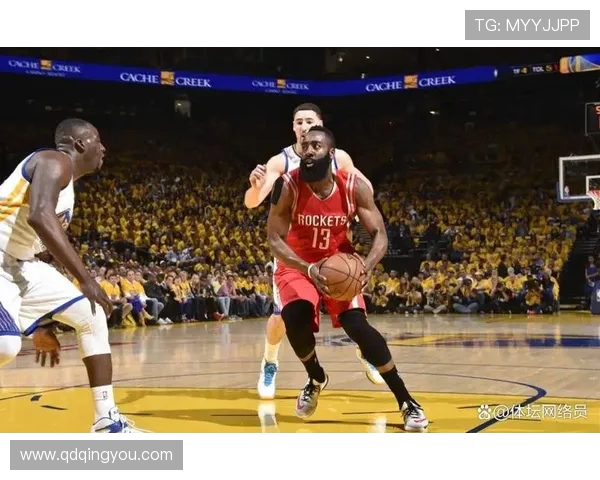 里夫斯狂砍51分11板9助引爆全场美网友盛赞其打出巅峰哈登级别表现 里夫斯狂砍51分11板9助引爆全场美网友盛赞其打出巅峰哈登级别表现